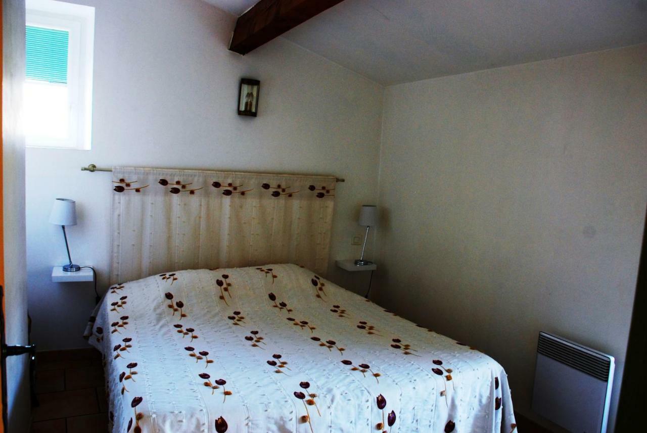 Bed and Breakfast Les Jardins Du Mas Evesque Rousson  Exterior foto