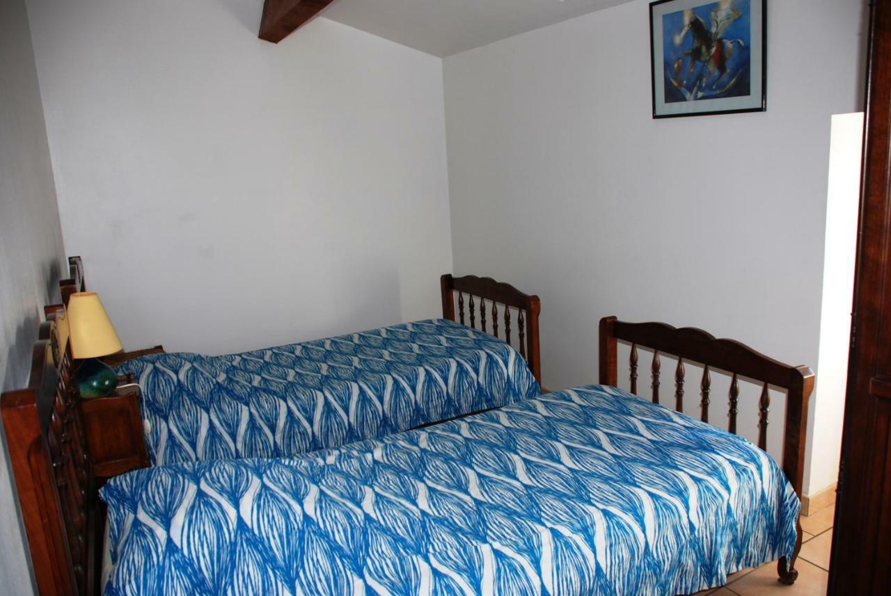 Bed and Breakfast Les Jardins Du Mas Evesque Rousson  Exterior foto